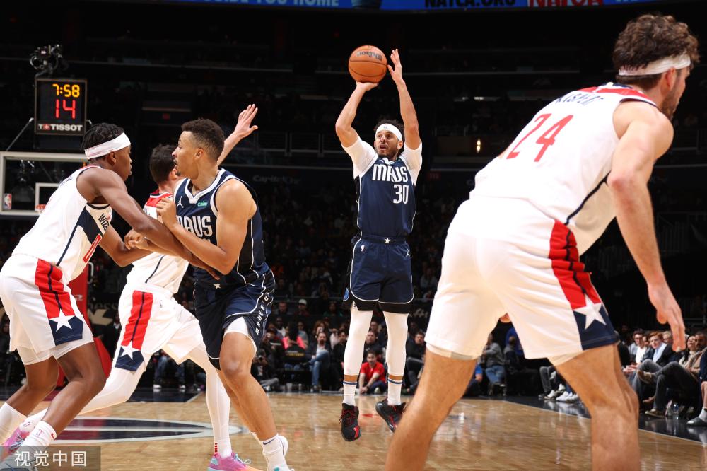 动都牵动着 动都牵动着