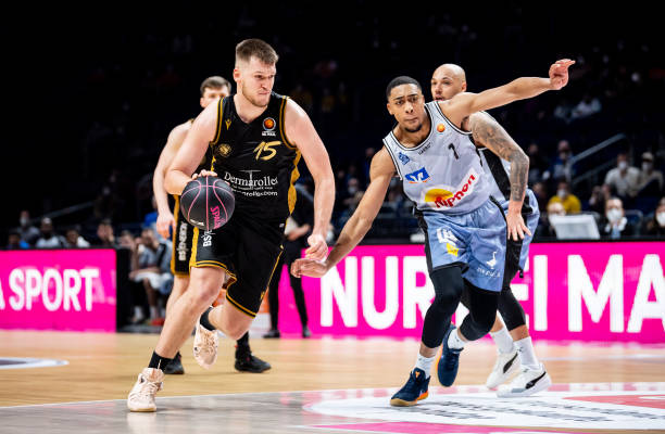 低位单打是 低位单打是