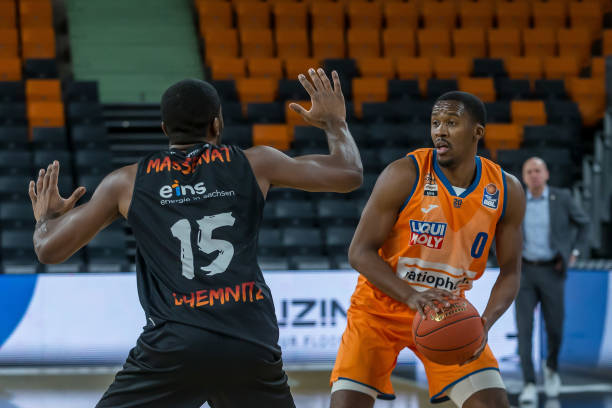 应各类对手 应各类对手